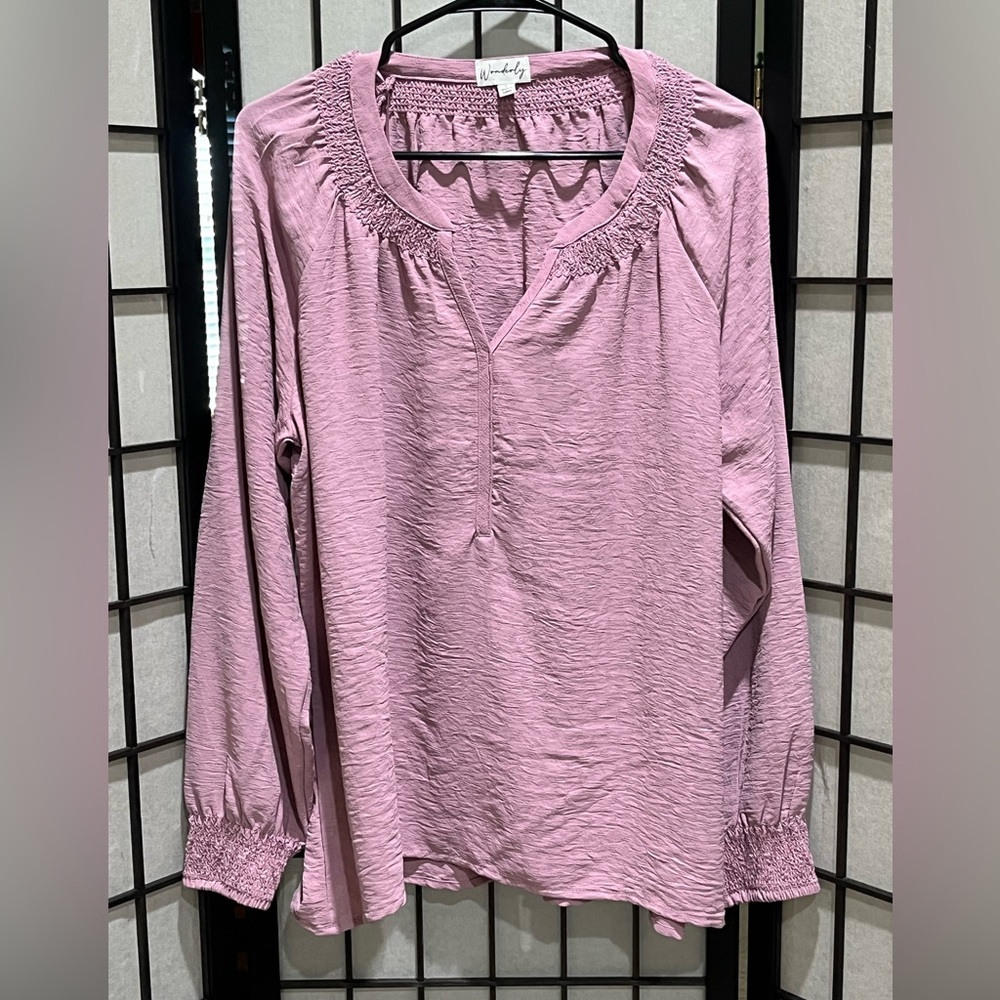 Wonderly Light Pink LILAC Smocked Sleeve Blouse SIZE L